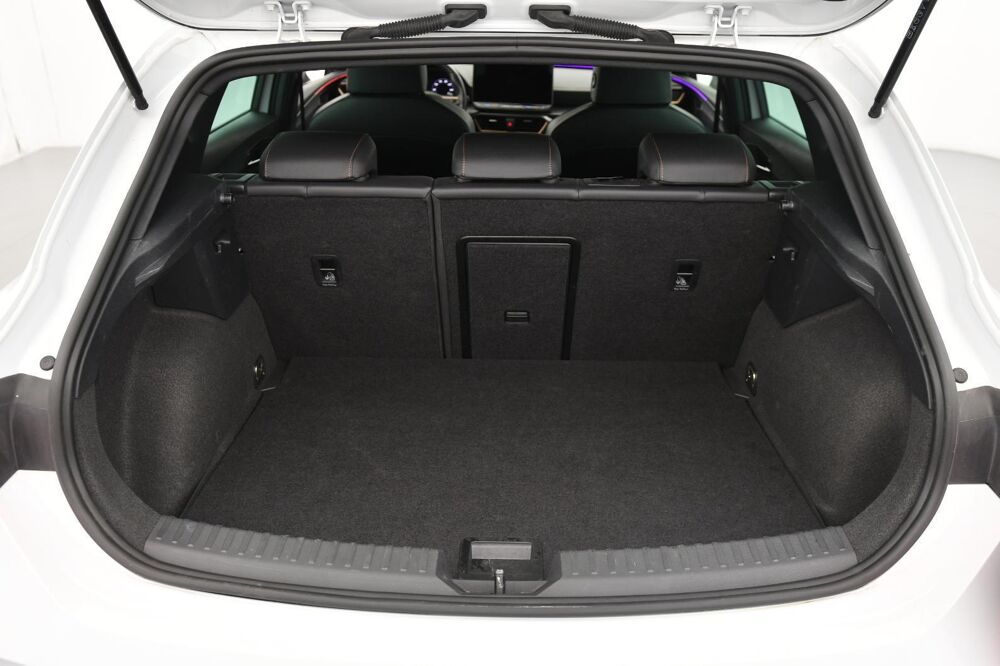 Leon 1.5 eTSI Hybrid 150 ch DSG7 V GAR 03/2030 occasion 17130 Montendre