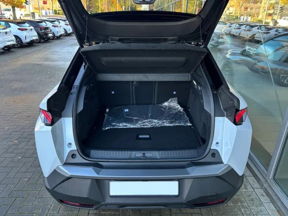 3008 GT EXCLUSIVE HYBRID 145 DCS6 TOIT OUVRANT AUDIO FOCAL SIEGES 2025 occasion 81000 Albi