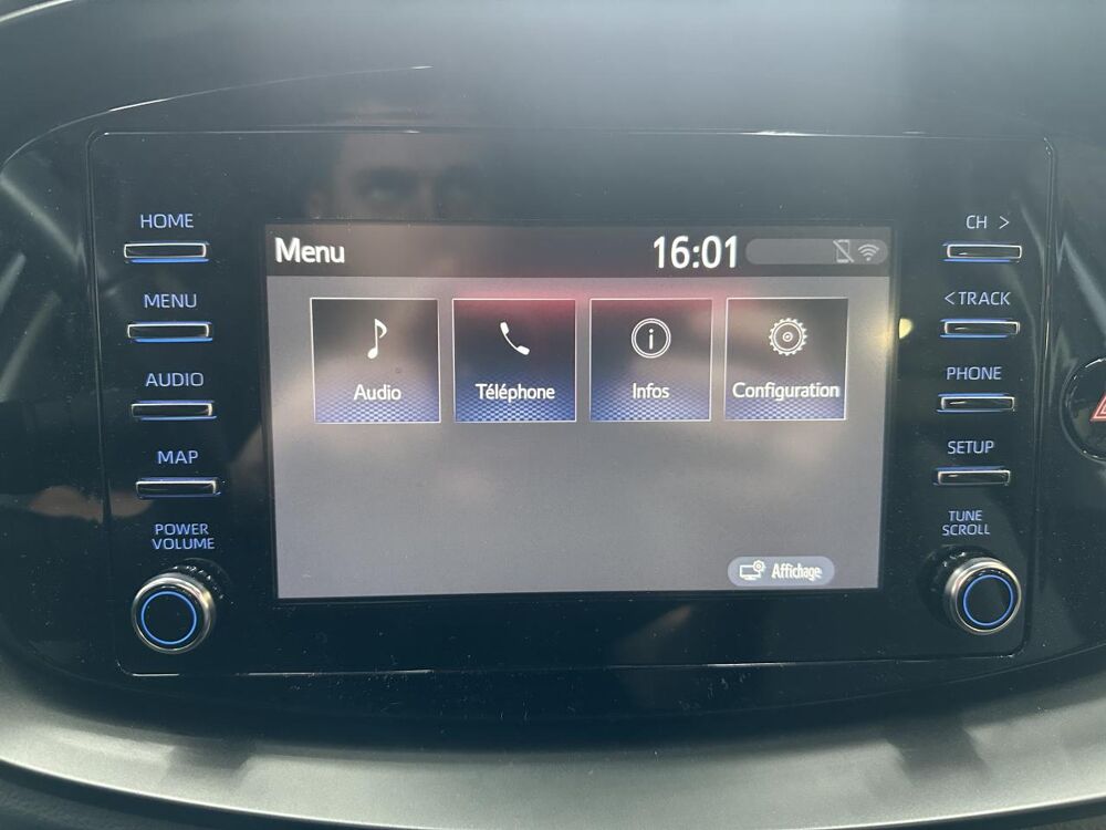 Aygo 1.0 VVTI 70 DYNAMIC S-CVT BVA 2022 occasion 33370 Artigues-pr&egrave;s-Bordeaux