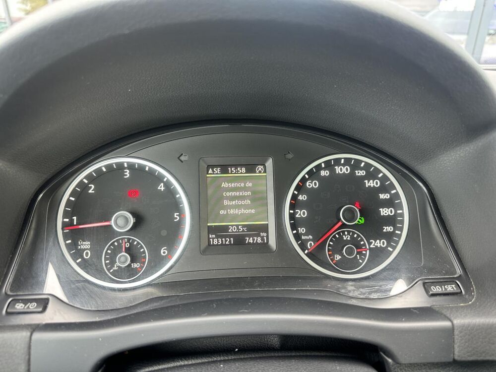 Tiguan 2.0 16V TDI BlueMotion - 140 -DSG7 Carat 4Motion PHASE 2- S 2014 occasion 33450 Montussan