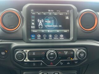 Divers Crew cab MOJAVE V6 3.6L Pentastar 2021 occasion 91830 Le Coudray-Montceaux