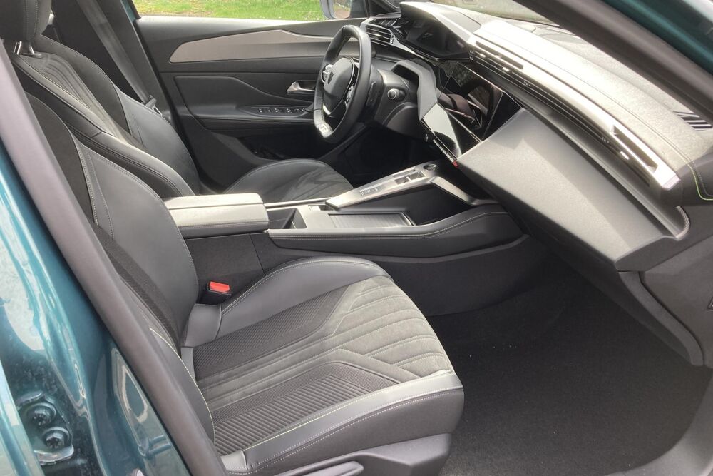 308 SW 1.6 225ch PHEV - EAT8 - Finition GT - Garantie 1 an 2022 occasion 14120 Mondeville