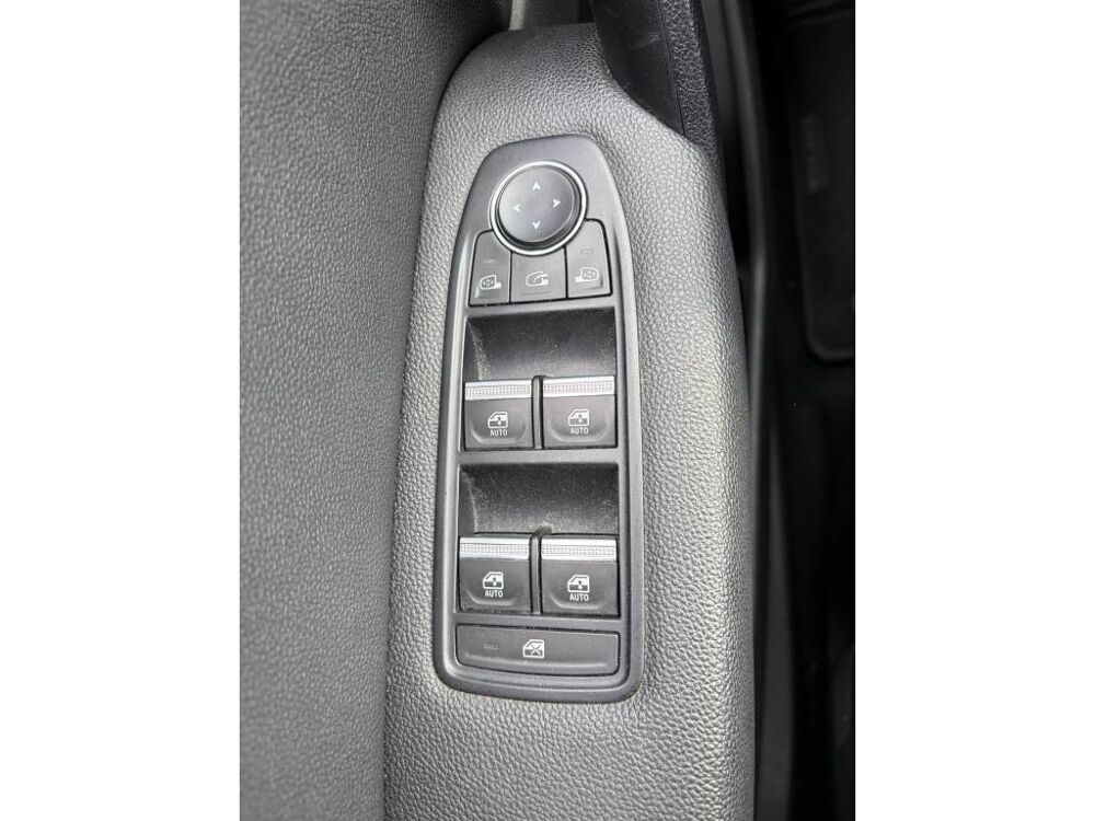 Captur INTENS 1.6 E-TECH 160 BVA HYBRID RECHARGEABLE BVA 2020 occasion 44700 Orvault