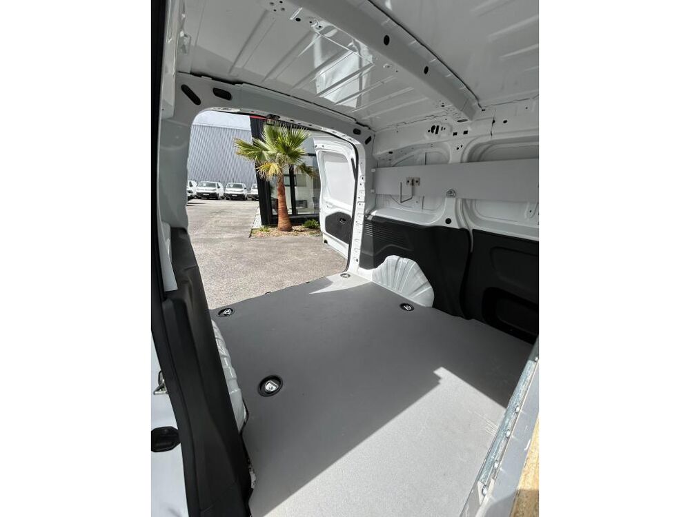 Partner 3 PLACES Standard 650KG BlueHDi S&S 100 2022 occasion 44700 Orvault