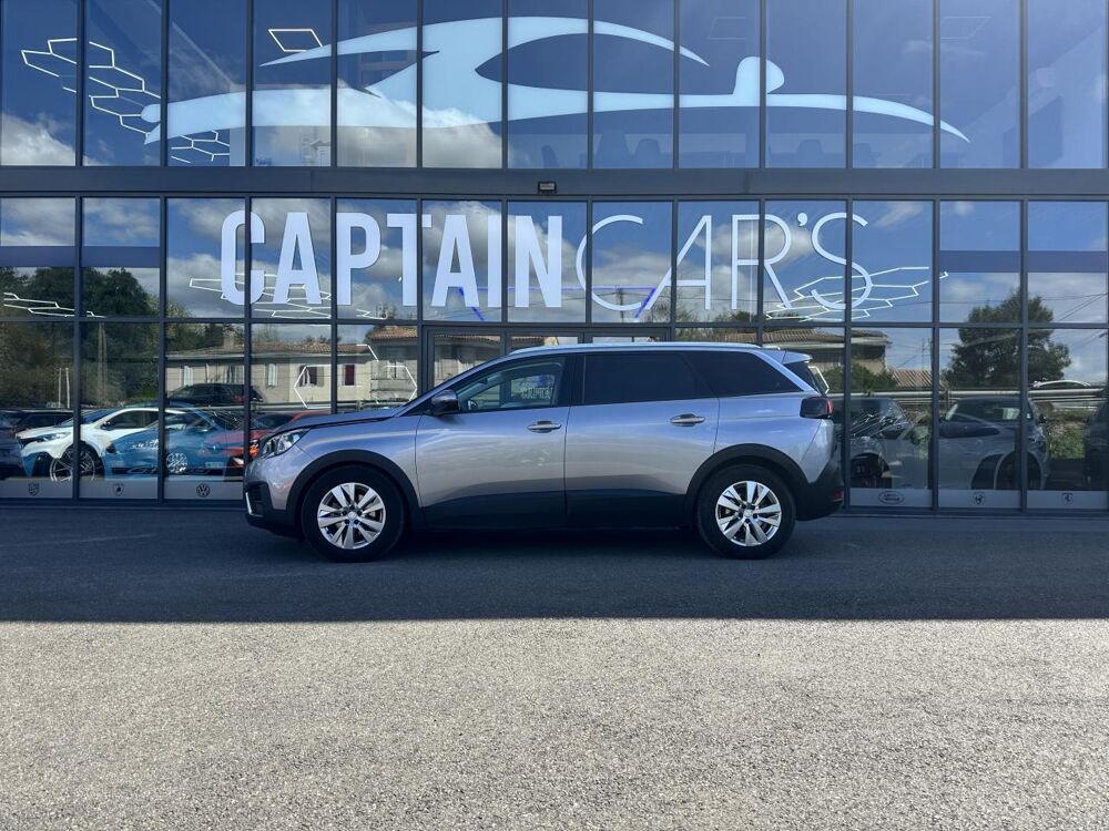 5008 1.2 130 CH ACTIVE KIT DISTRIB A JOUR APPLE CARPLAY GARANTI 2020 occasion 33450 Montussan