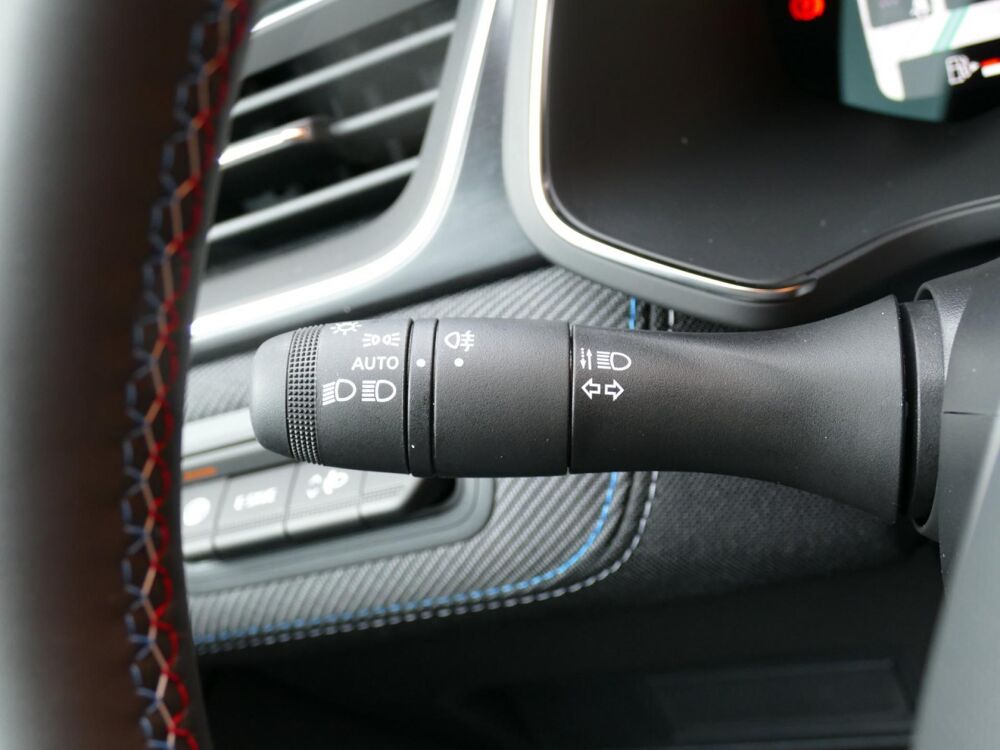 Captur II 1.8 E-TECH FULL HYBRID 160 ESPRIT ALPINE - BVA & PACK 360 2026 occasion 77090 Coll&eacute;gien