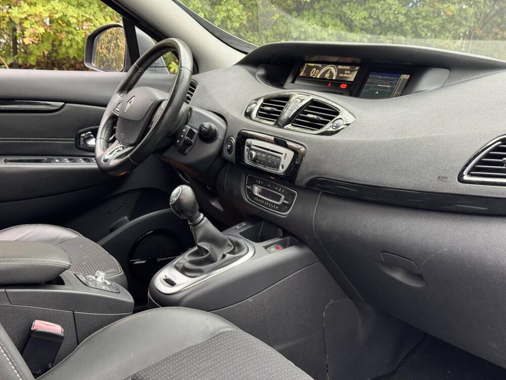 Sc&eacute;nic 1.2 Energy TCe 130 III MONOSPACE Bose PHASE 3 2013 occasion 77185 Lognes