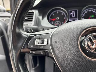 Golf 1.6 16V TDI CR - 115 - BV DSG 7 VII BERLINE Confortline 2017 occasion 47200 Saint-Pardoux-du-Breuil