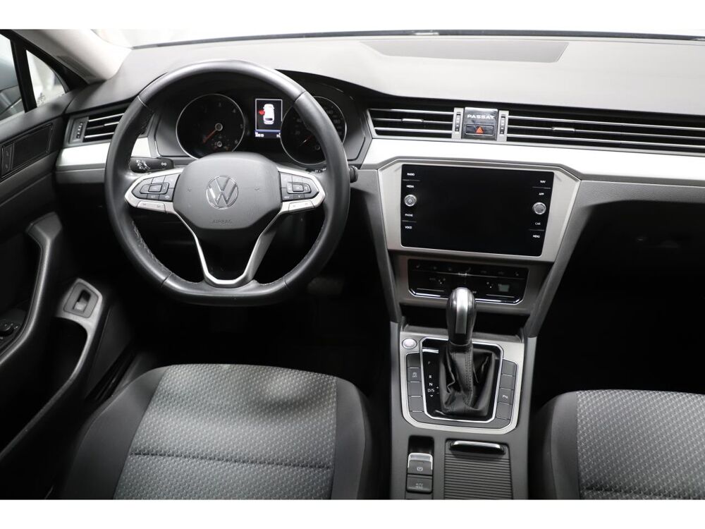 Passat 2.0 TDI 122 Conceptline - DSG 7 2023 occasion 06550 La Roquette-sur-Siagne