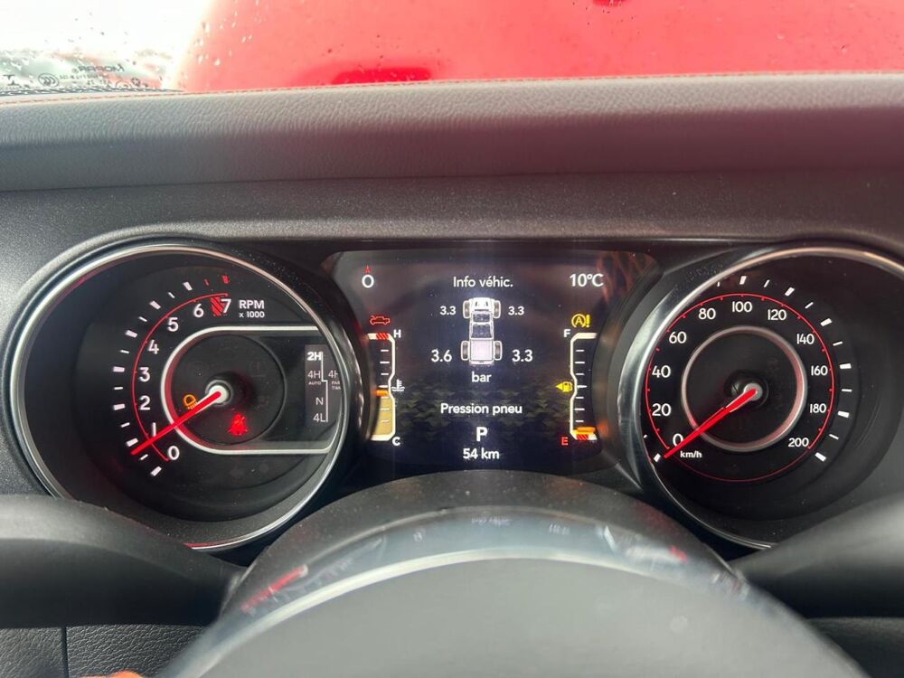 Divers Crew cab MOJAVE V6 3.6L Pentastar 2021 occasion 91830 Le Coudray-Montceaux