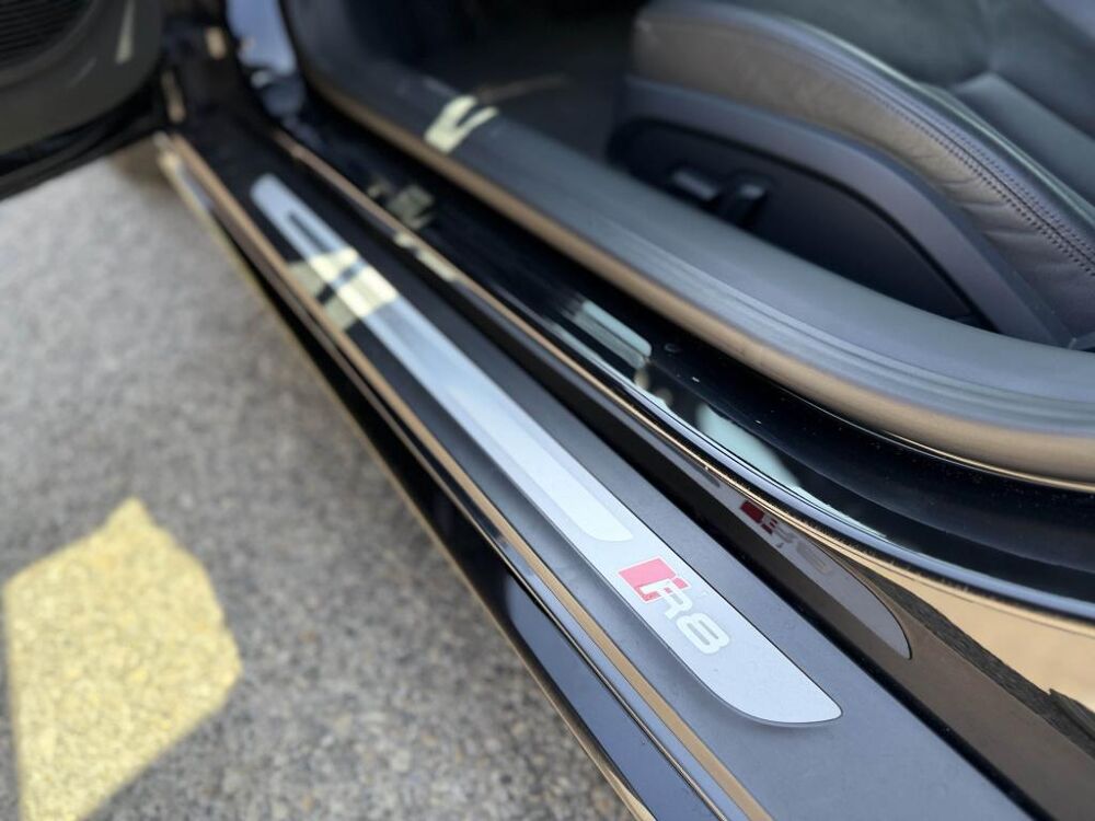 R8 RWD 5.2 V10 540 S-tronic - SIDEBLADE CARBONE - SIEGES CHAUFF 2020 occasion 13760 Saint-Cannat