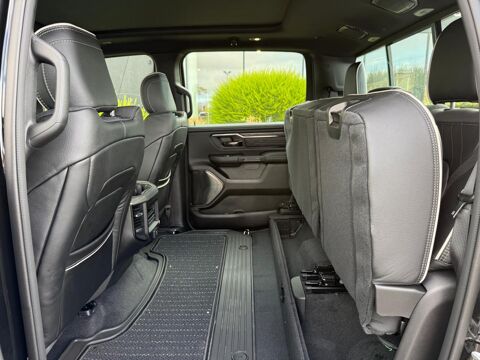 RAM 1500 CREW LIMITED NIGHT EDITION BOX HAYON MULTI V8 5,7L 2026 occasion 91830 Le Coudray-Montceaux