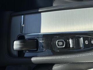 XC90 T8 AWD Recharge - 303 + 87 - BVA Geartronic II Inscription 2021 occasion 71880 Ch&acirc;tenoy-le-Royal