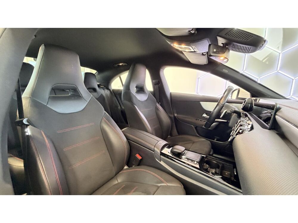 Classe CLA 180 d - BV 7G-DCT AMG Line - Garantie 12 mois 2020 occasion 16000 Angoul&ecirc;me