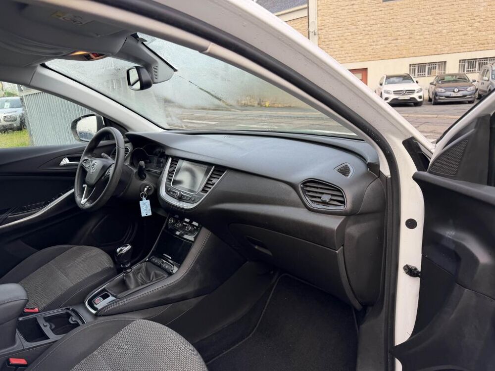 Grandland X 1.6 CDTI - 120 S&S Edition Gps + Clim + Radar AR 2018 occasion 19100 Brive-la-Gaillarde
