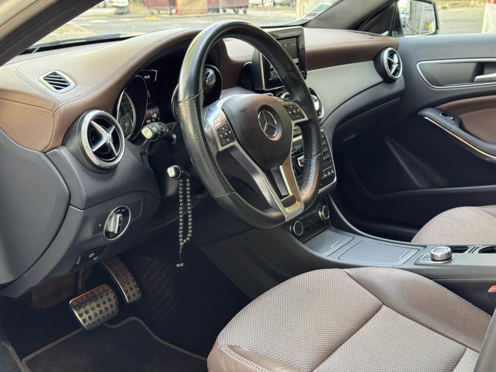 Classe GLA 220 CDI - BV 7G-DCT - BM X156 Edition 1 4-Matic 2015 occasion 77185 Lognes