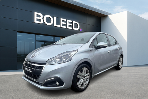 Peugeot 208 1.2i - 82 - Signature - radar de recul - entretien peugeot 2018 occasion Jouars-Pontchartrain 78760