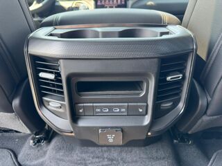 RAM 1500 CREW CAB SPORT NIGHT EDITION V8 5,7L HEMI 2026 occasion 91830 Le Coudray-Montceaux