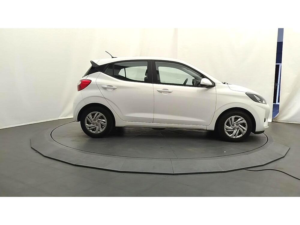 i10 1.0 ECO III BERLINE Intuitive PHASE 1 Garantie 12 Mois 1 &egrave;re 2021 occasion 33130 B&egrave;gles