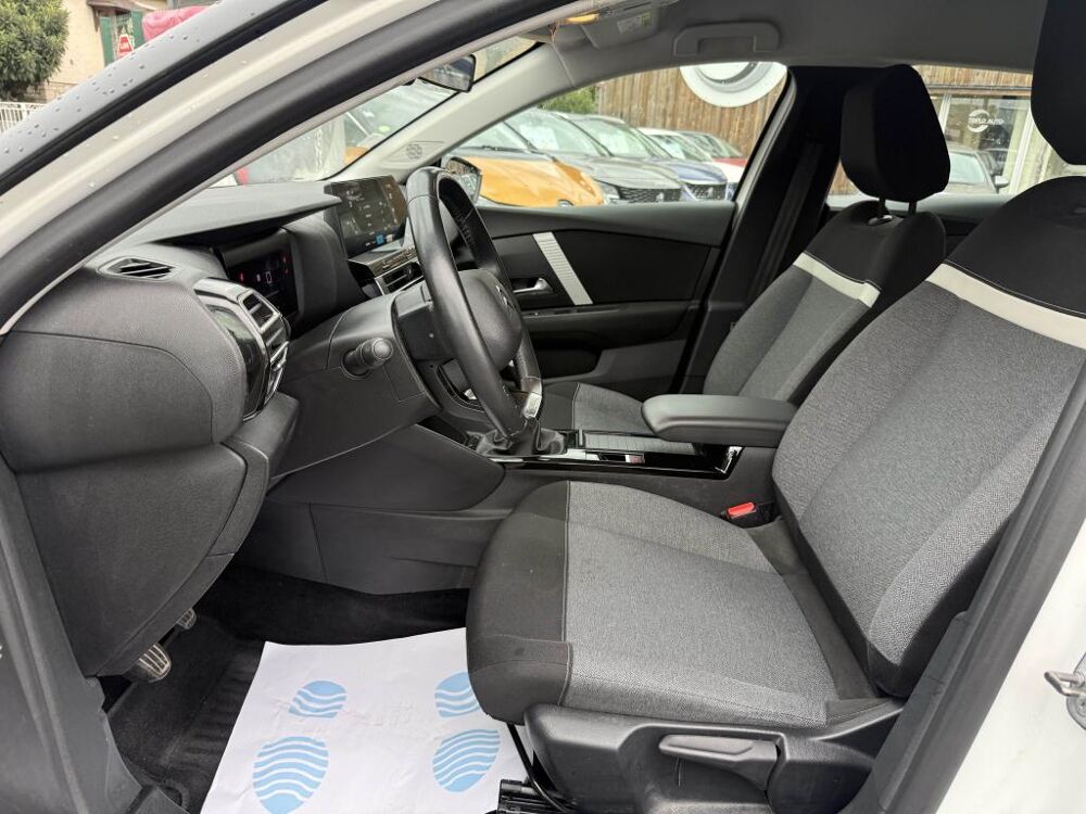 C4 1.5 BlueHDi - 110 S&S Feel Pack carplay + clim + radar AR 2022 occasion 19100 Brive-la-Gaillarde
