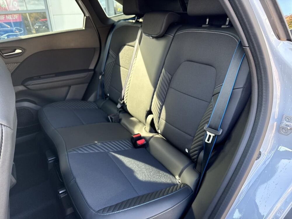 Symbioz 1.8 e-tech full hybrid 160 esprit alpine 2026 occasion 54520 Laxou