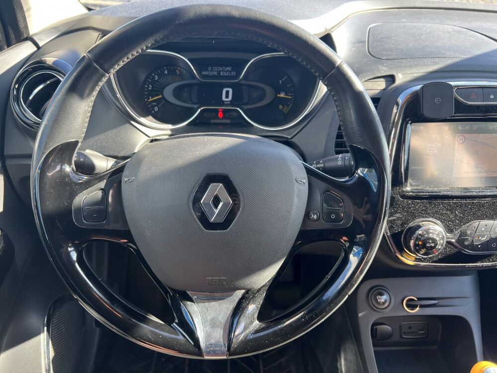 Captur 1.5 dCi - 90 Helly Hansen (Suivi Complet) 2014 occasion 49070 Beaucouz&eacute;