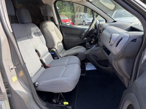 Berlingo 1.6 HDi - 90ch II 2014 Fourgon 3 places / distribution et en 2014 occasion 30260 Orthoux-S&eacute;rignac-Quilhan