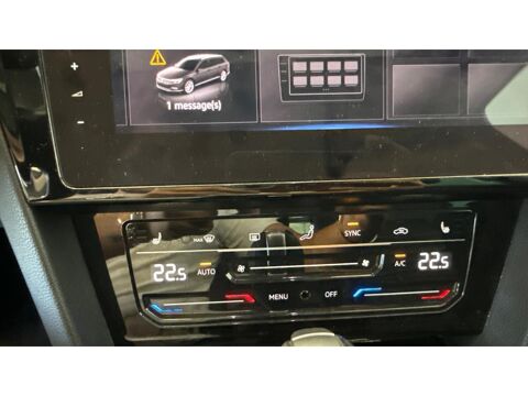 Passat SW 2.0 - 150 - BREAK Elegance / ATTELAGE / CARPLAY / TOIT O 2021 occasion 17600 Saujon