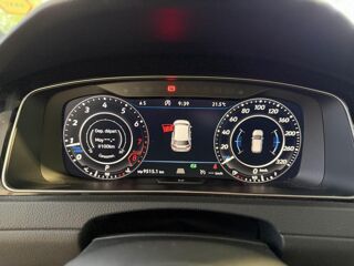 Golf 2.0 TSI 310CH BLUEMOTION R 4MOTION DSG BVA - GARANTIE 12 MOI 2018 occasion 16000 Angoul&ecirc;me