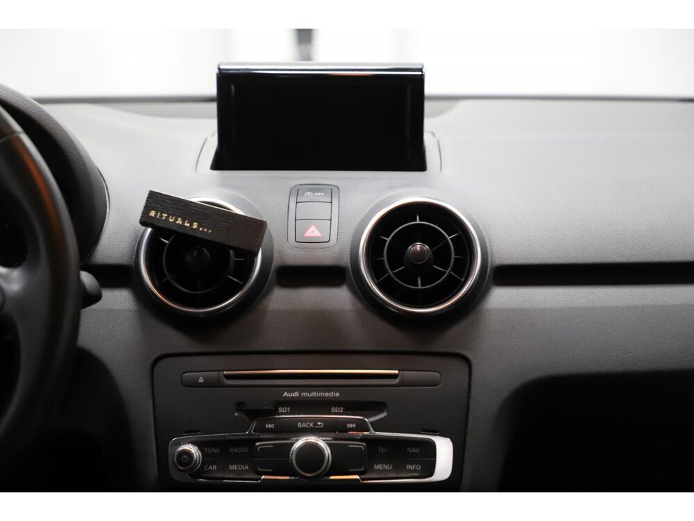 A1 1.0 TFSI ultra 95 Ambition - S-Tronic 2018 occasion 06550 La Roquette-sur-Siagne