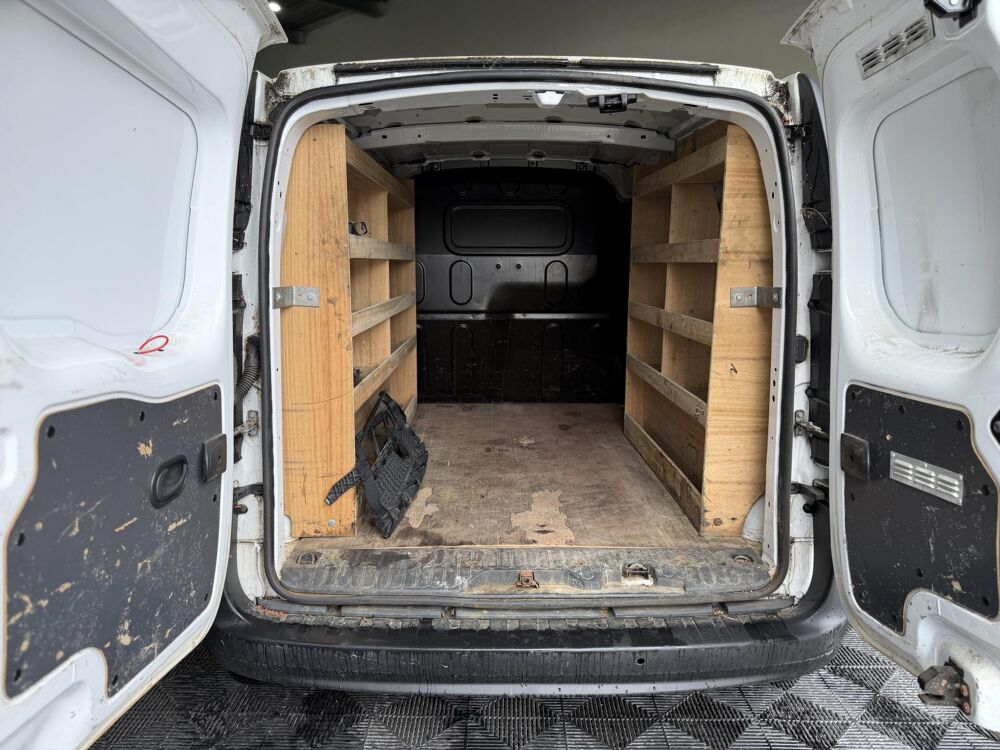 Kangoo Express FOURGON MAXI 1.5 BLUEDCI 95 GRAND-VOLUME CONFORT 2021 occasion 94360 Bry-sur-Marne