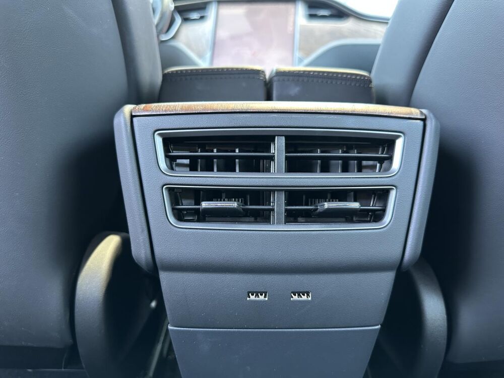 Model S PHASE 2 LONG RANGE - MCU2 - CONDUIRE AUTONOME - GARANTIE 12 2020 occasion 33450 Montussan