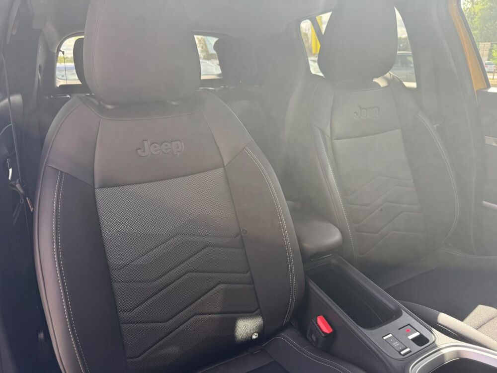 Avenger 1.2 Turbo T3 100 BVR e-Hybrid Summit, Son JBL, Cam&eacute;ra 360, 2024 occasion 31660 Bessi&egrave;res