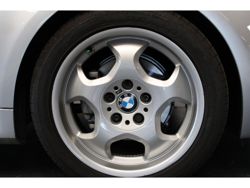 Z3 Roadster 2.8i - 192 - Pack M - Ch&acirc;ssis Sport M - Si&egrave;ges Cha 1999 occasion 59493 Villeneuve-d'Ascq