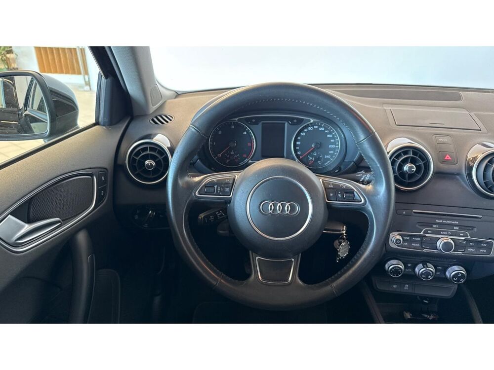 A1 Sportback 1.4 TDi ultra - 90 SPORTBACK / CAPTEUR SONORE / B 2017 occasion 17600 Saujon