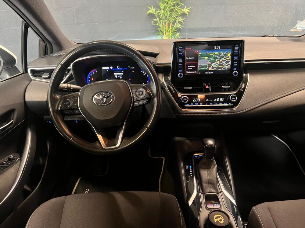 Corolla Hybride 1.8 VVT-i 122h BV CV Dynamic - GARANTIE 6 MOIS 2021 occasion 33700 M&eacute;rignac