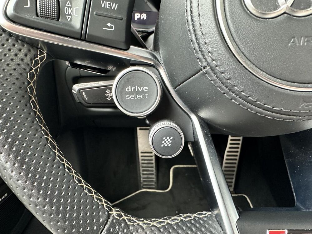R8 Quattro 5.2 V10+ FSI 620 CH PERFORMANCE - S-TRONIC PPF BLEU 2021 occasion 33450 Montussan