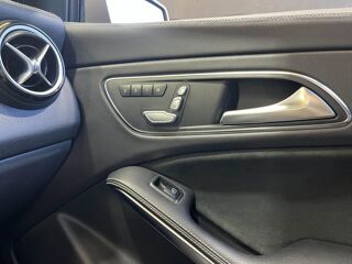 Classe CLA 220d Starlight 170ch - TOIT OUVRANT- CAMERA - SIEGES ELECTRI 2019 occasion 13760 Saint-Cannat