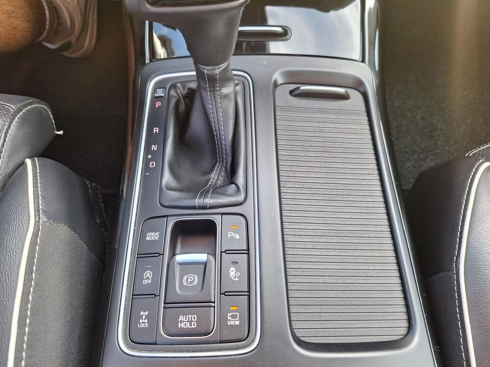 Sorento 2.2 CRDI 200 GT LINE ULTIMATE 4X4 BVA ISG 2019 occasion 56850 Caudan