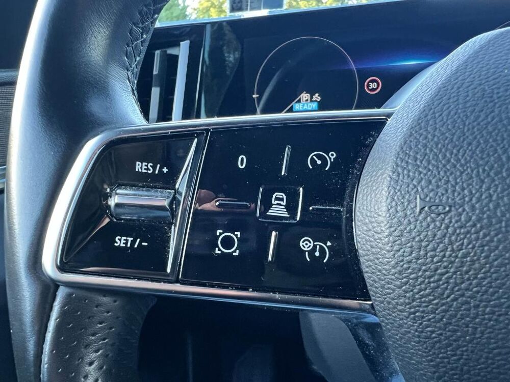 M&eacute;gane E-TECH SUPER CHARGE 220CH ICONIC - SIEGES CHAUFFANTS MASSAN 2022 occasion 13760 Saint-Cannat