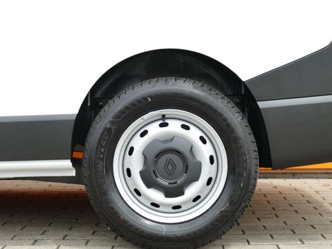 Trafic III FOURGON L2H1 3000 KG 2.0 DCI 150 ADVANCE - BVA9 2025 occasion 77090 Coll&eacute;gien