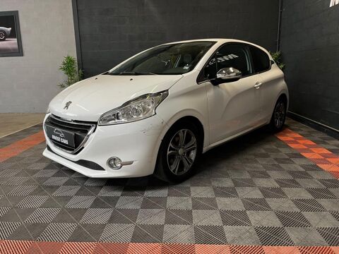 208 1.6 VTI 120CH MOTEUR A CHAINE - ALLURE PACK - GARANTIE 6 MOI 2012 occasion 33700 M&eacute;rignac