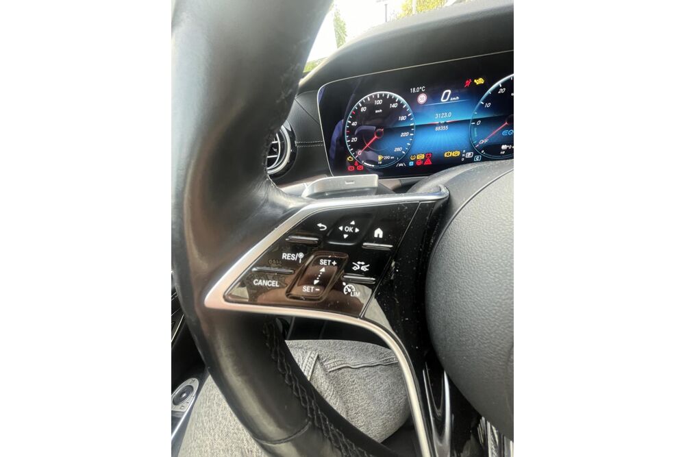 Classe E E 300 hybride - eq power - 4Matic - affichage tete haute - 2021 occasion 78760 Jouars-Pontchartrain