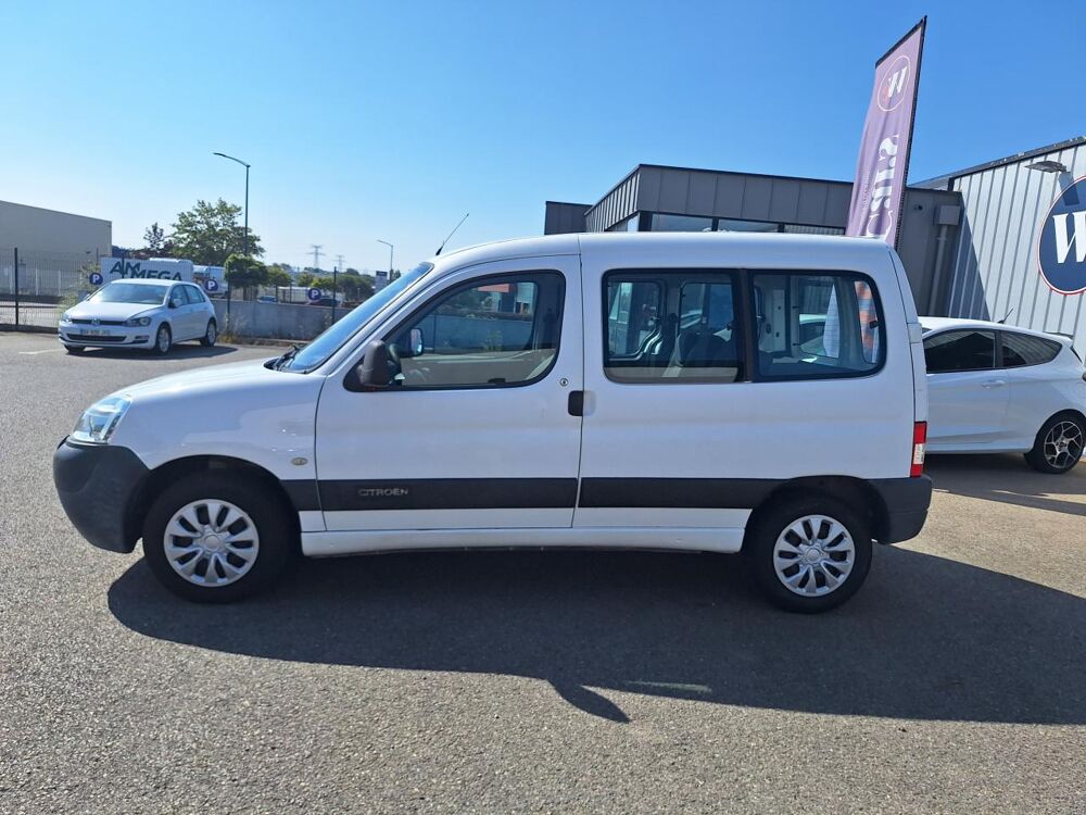 Berlingo GENERATION-II COMBI 1.6 HDI 75 L1 M 2008 occasion 56850 Caudan