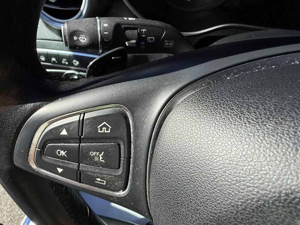 Classe GLC 250 d - BVA 9G-Tronic Fascination 4-Matic - BVA GPS + TOIT 2018 occasion 19100 Brive-la-Gaillarde