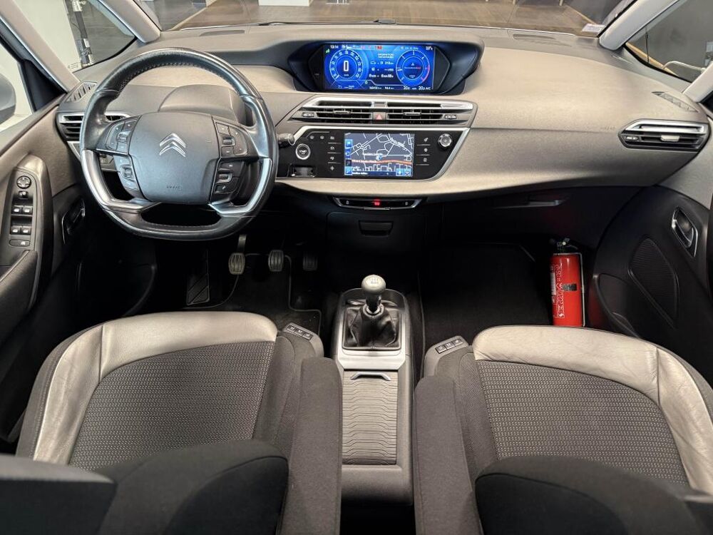 C4 Picasso 2.0 BlueHDi 150 - 2015 - 7 places - Attelage - Camera - Sieg 2015 occasion 60740 Saint-Maximin