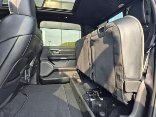 RAM 1500 CREW LAIE SPORT NIGHT EDITION AIR BOX HAYON MULTI 2025 occasion 91830 Le Coudray-Montceaux