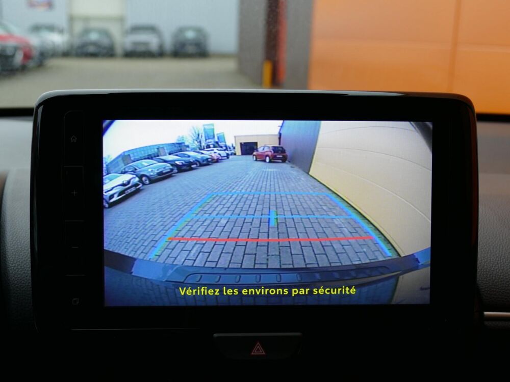 Yaris IV HYBRID 116H DESIGN - BV e-CVT 2025 occasion 77090 Coll&eacute;gien