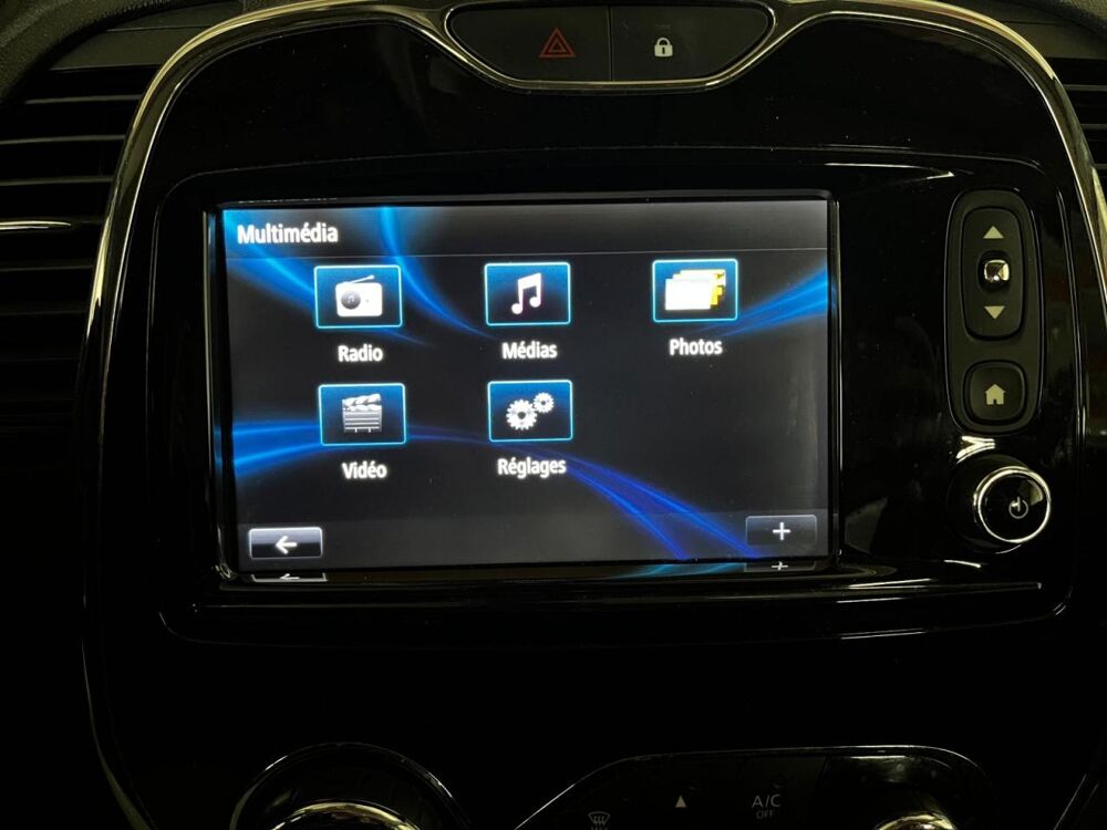 Captur 1.2 Energy TCe - 120 CH FINITION Intens GARANTIE 6 MOIS MINI 2016 occasion 33700 M&eacute;rignac