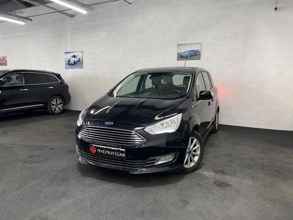 Grand C-MAX FORD GRAND FOCUS C-MAX 1.0 ECOBOOST 125 TITANIUM START-STOP 2018 occasion 02000 Laon